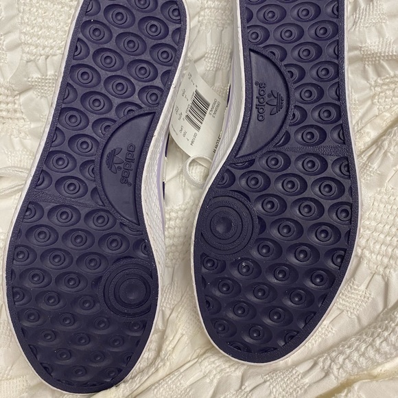 Brand new Adidas Honey Stripe Low-top sneakers 8.5 - Picture 4 of 7